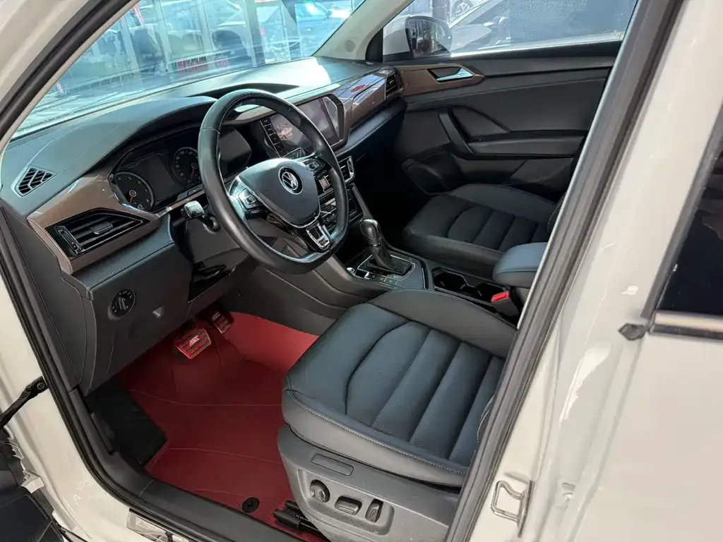 Volkswagen Tharu 2021 из CN, фото 10