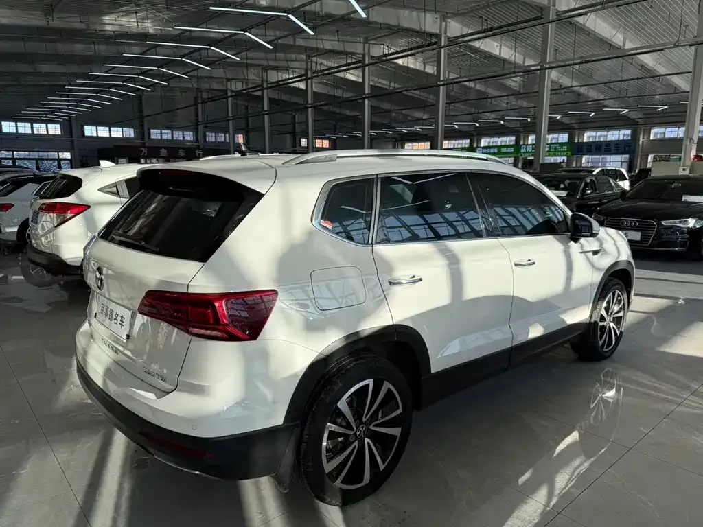 Volkswagen Tharu 2021 из CN, фото 9