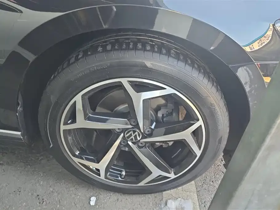 Volkswagen Magotan 2023 из CN, фото 6