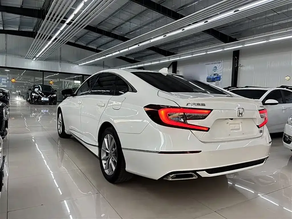 Honda Accord 2022 из CN, фото 10