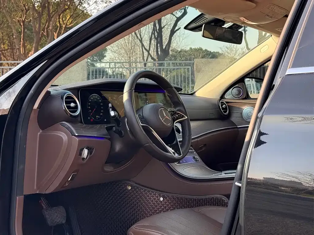 Mercedes-Benz E-Class 2021 из CN, фото 3