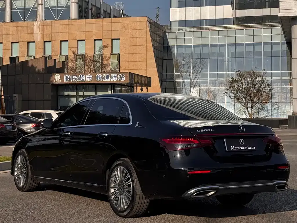 Mercedes-Benz E-Class 2021 из CN, фото 9