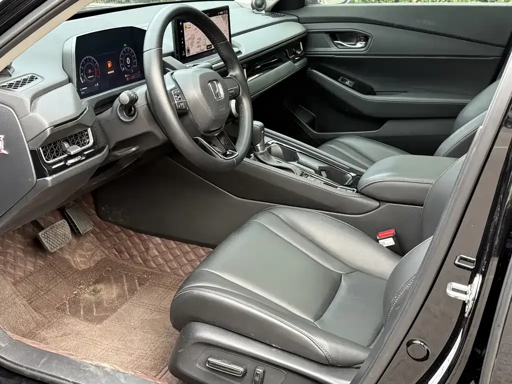 Honda Inspire — фото 10