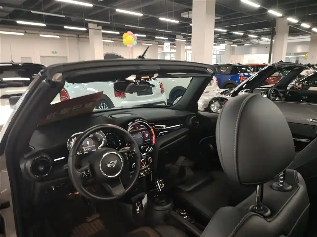 MINI Cooper (3-door) 2022 из CN, фото 2