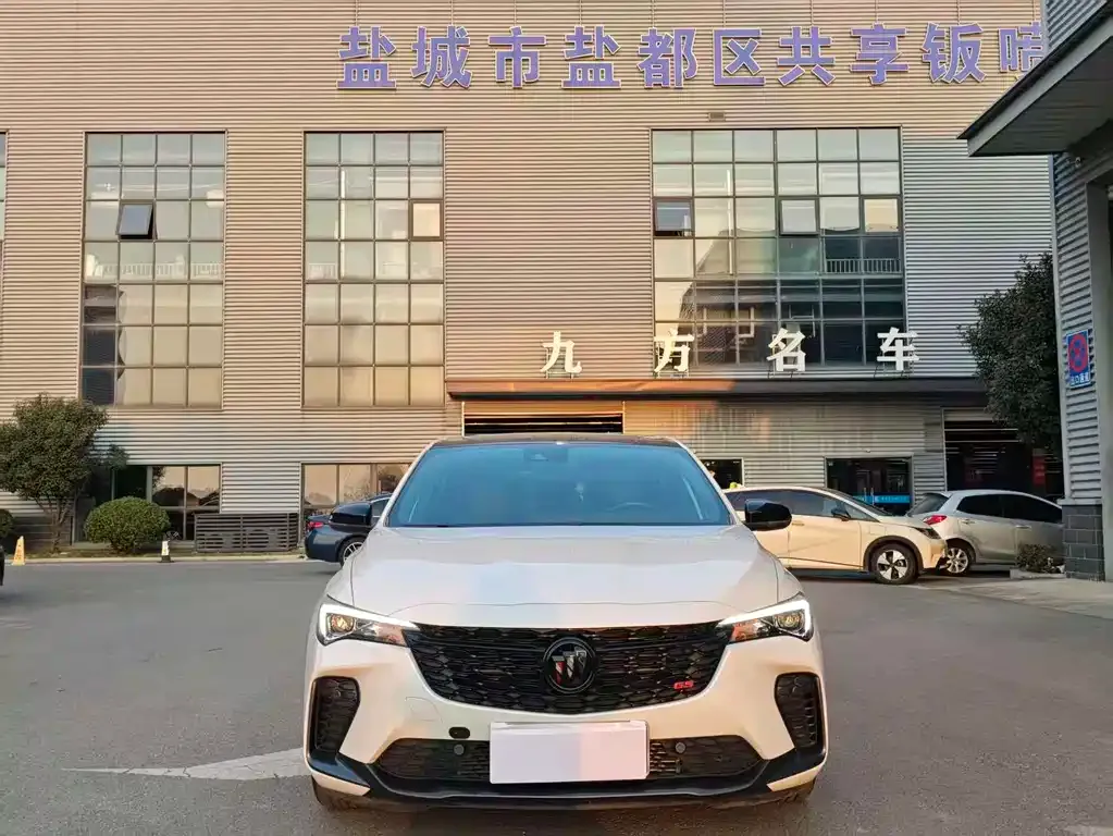 Buick Verano 2023 из CN, фото 2
