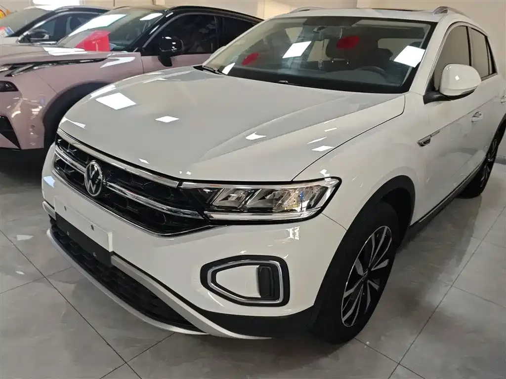 Volkswagen T-Roc 2024 из CN, фото 1