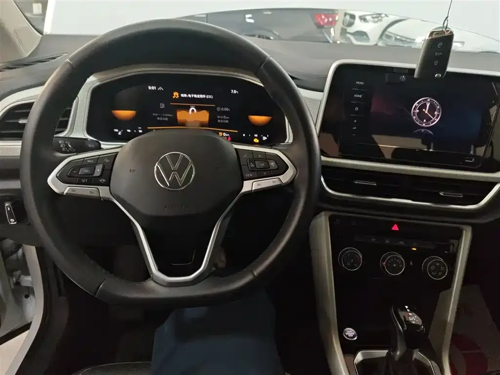 Volkswagen T-Roc 2024 из CN, фото 8