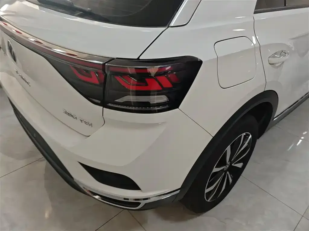 Volkswagen T-Roc 2024 из CN, фото 2