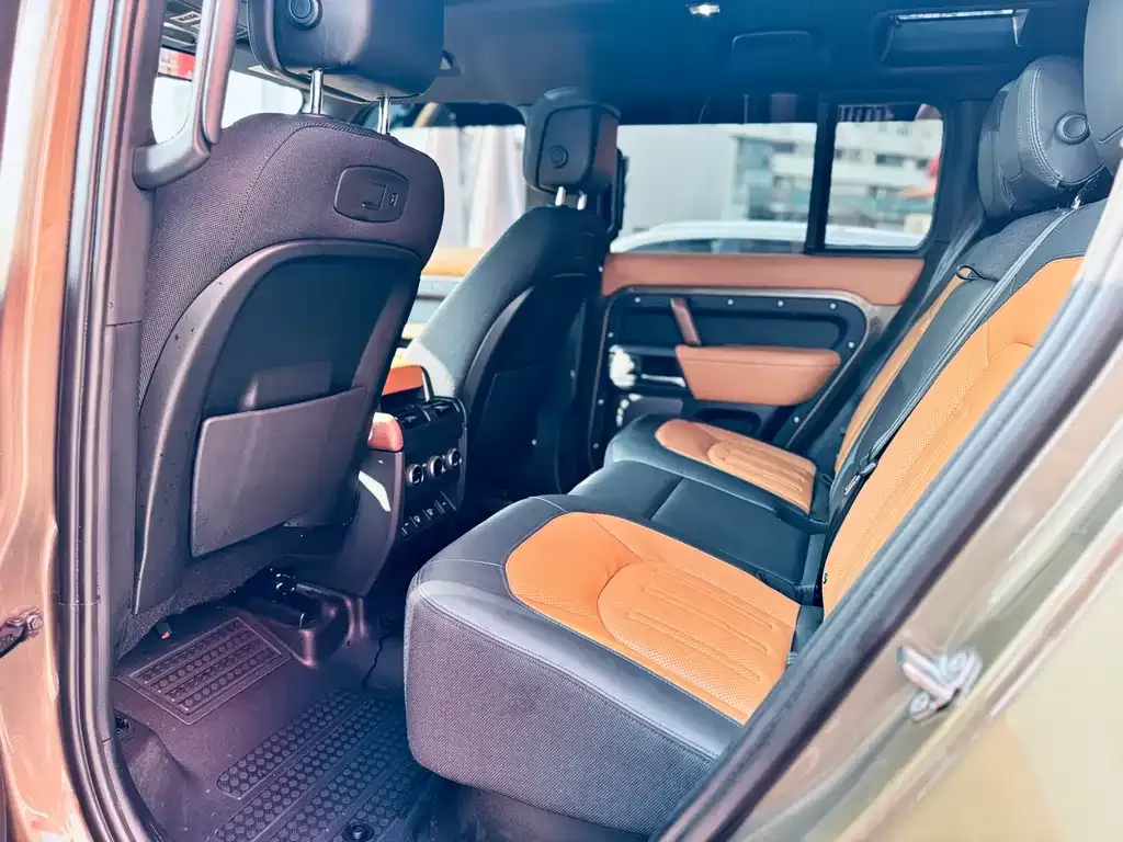 Land Rover Defender — фото 8