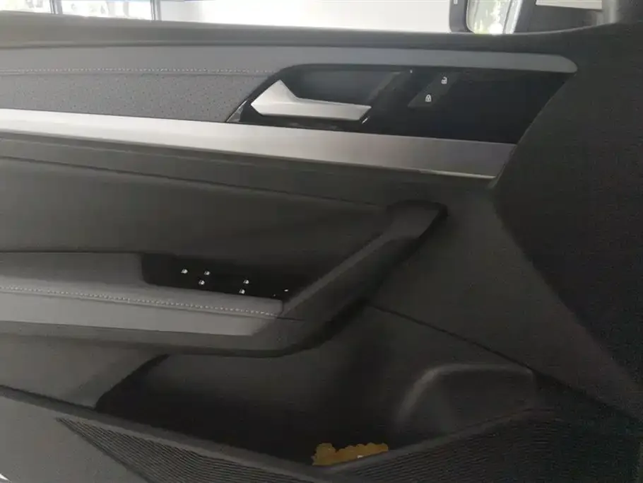 Volkswagen Lavida 2022 из CN, фото 6