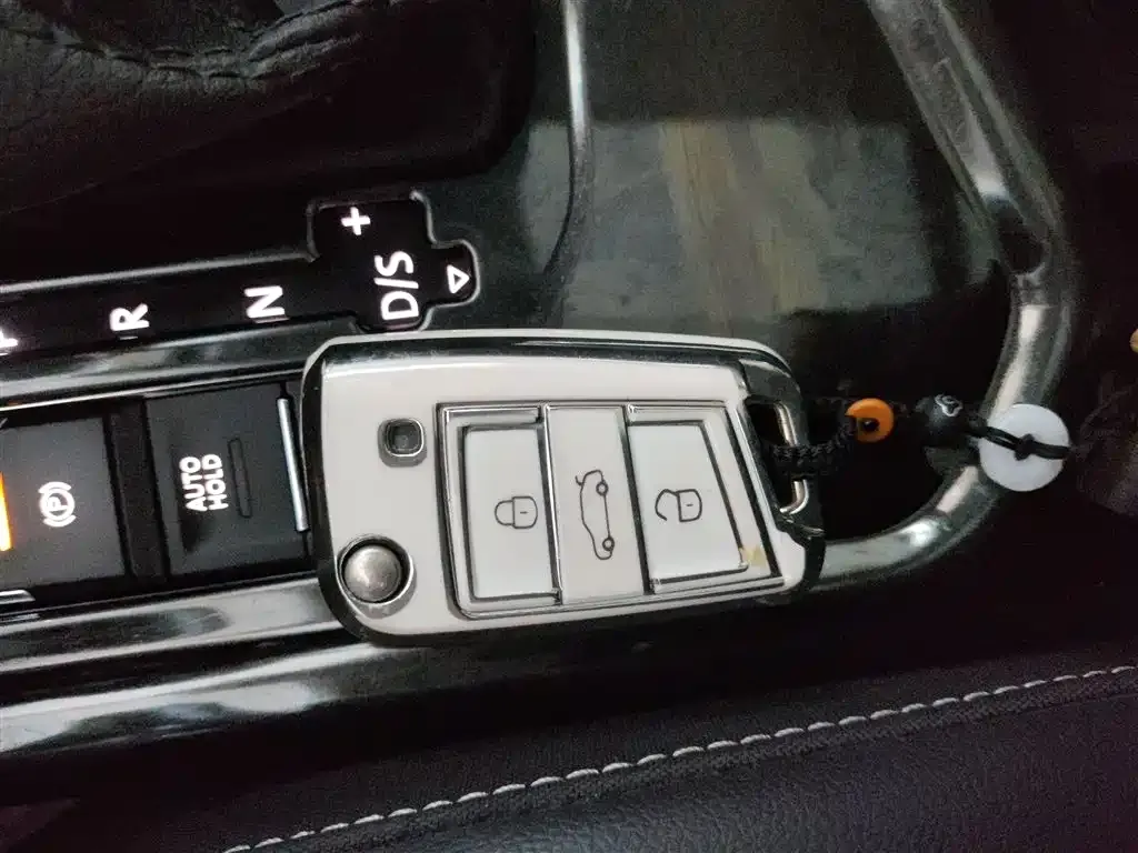 Volkswagen Tiguan L 2021 из CN, фото 9