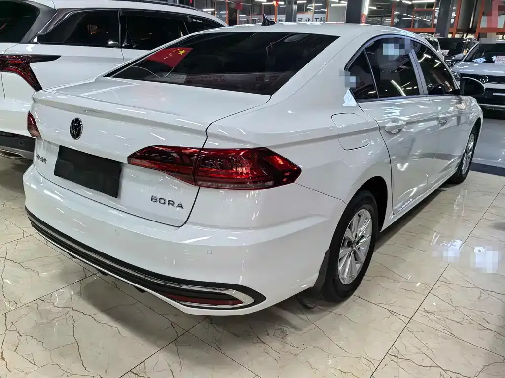 Volkswagen Bora 2023 из CN, фото 6
