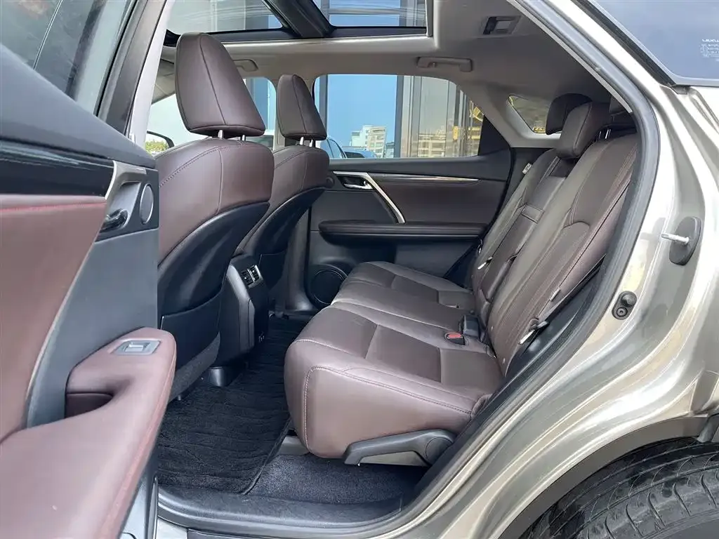 Lexus RX — фото 9