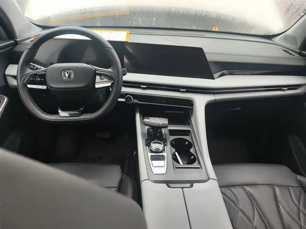Changan CS75PLUS — фото 10