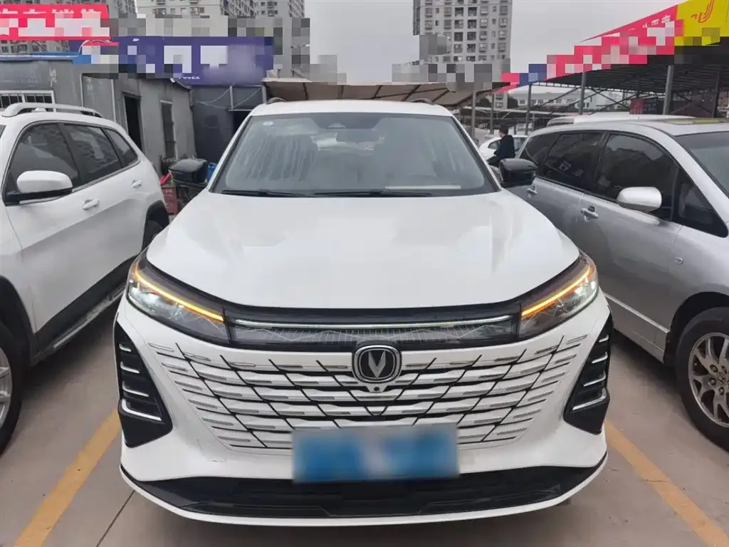 Changan CS75PLUS — фото 3