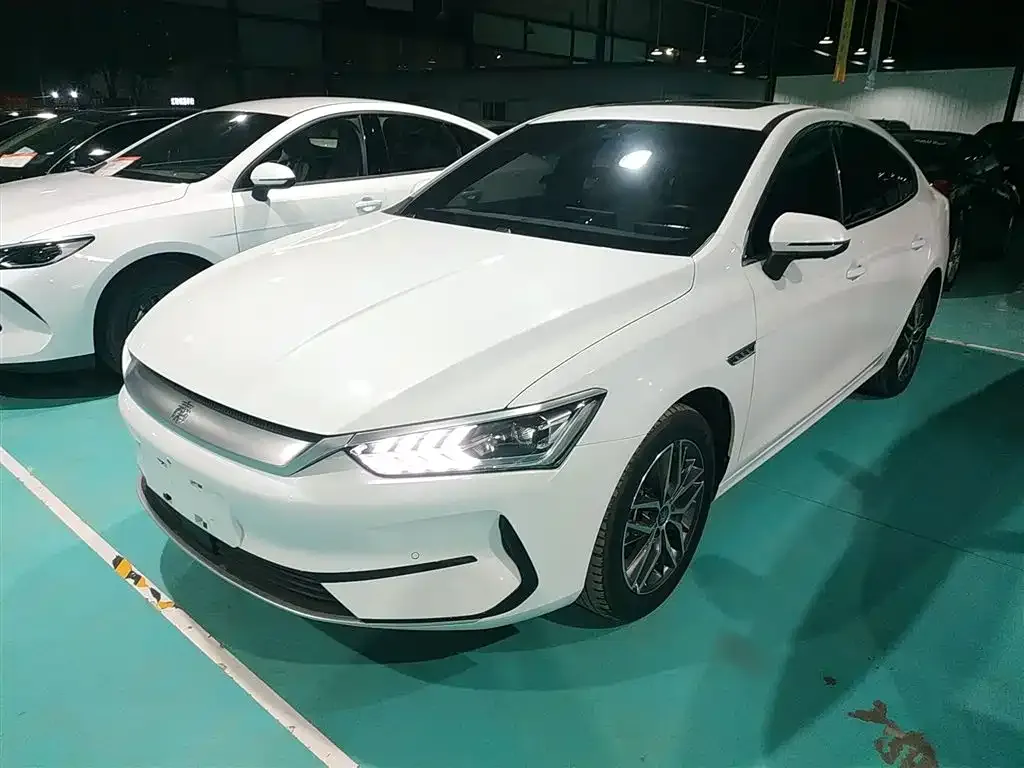 BYD Qin PLUS 2023 из CN, фото 1