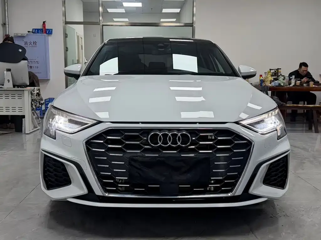 Audi A3 2022 из CN, фото 4
