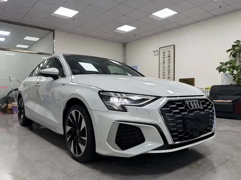 Audi A3 2022 из CN, фото 3