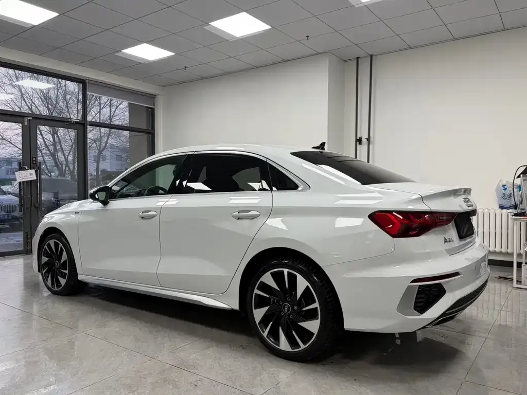 Audi A3 2022 из CN, фото 8