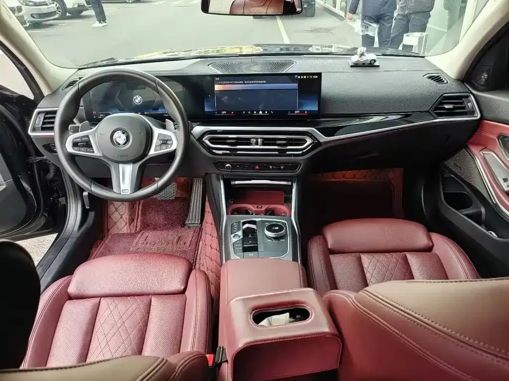 BMW 3 Series 2024 из CN, фото 3