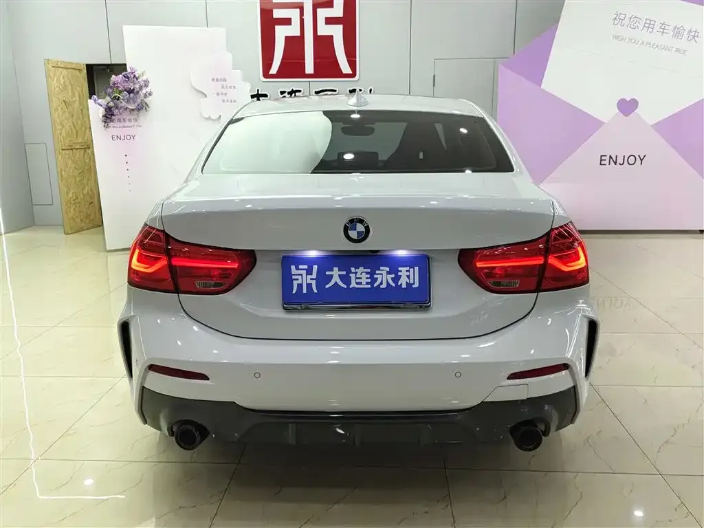 BMW 1 Series 2021 из CN, фото 3