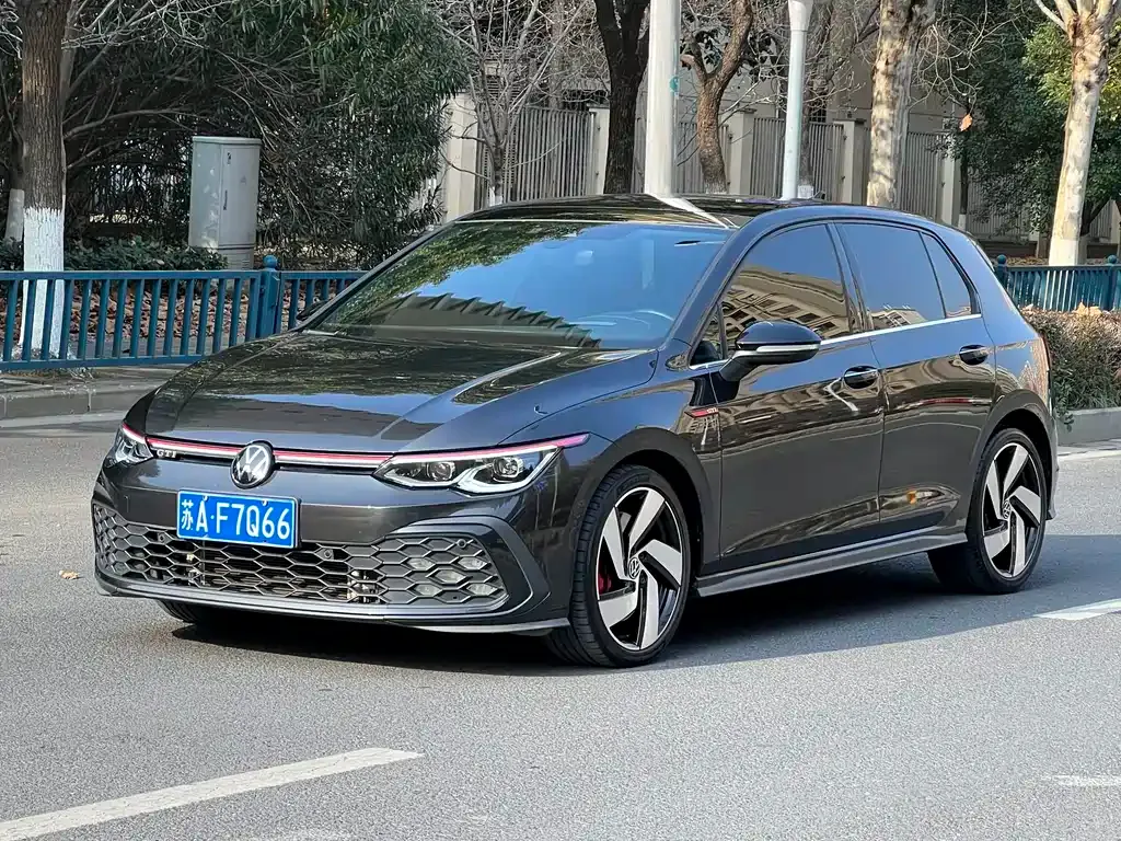 Volkswagen Golf GTI 2024 из CN, фото 1