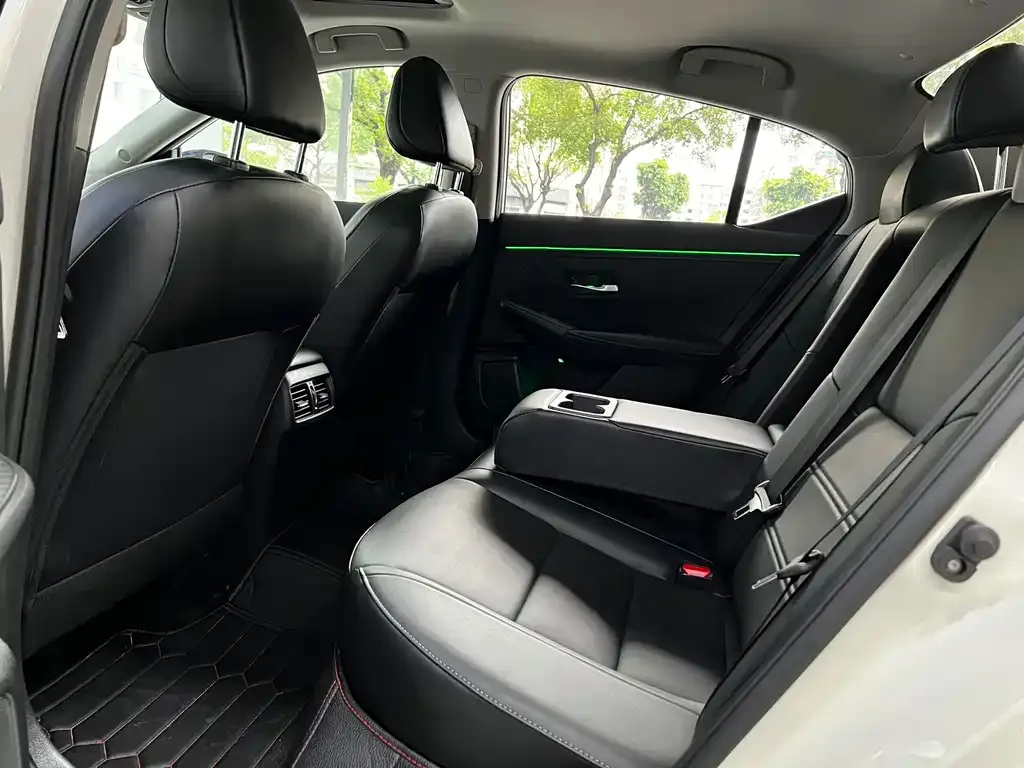 Nissan Sylphy 2022 из CN, фото 6