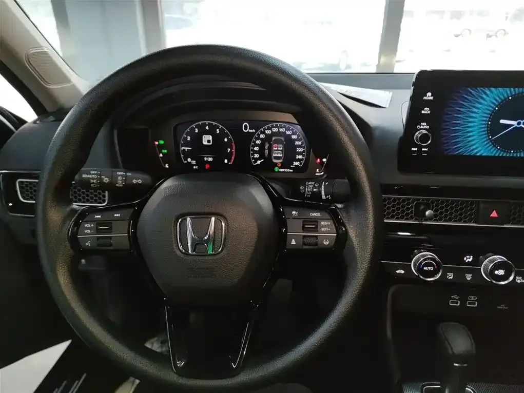 Honda Civic 2024 из CN, фото 2