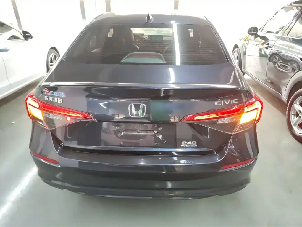 Honda Civic 2024 из CN, фото 3