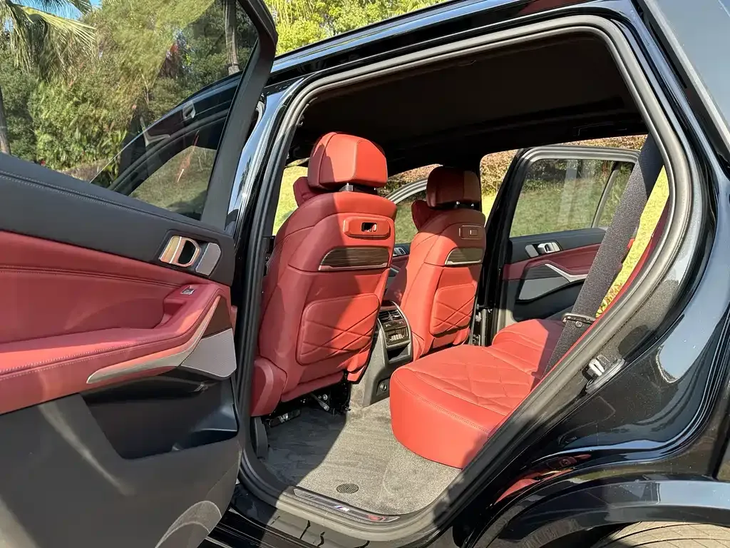 BMW X5 2024 из CN, фото 6