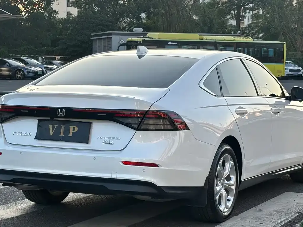 Honda Accord 2024 из CN, фото 4