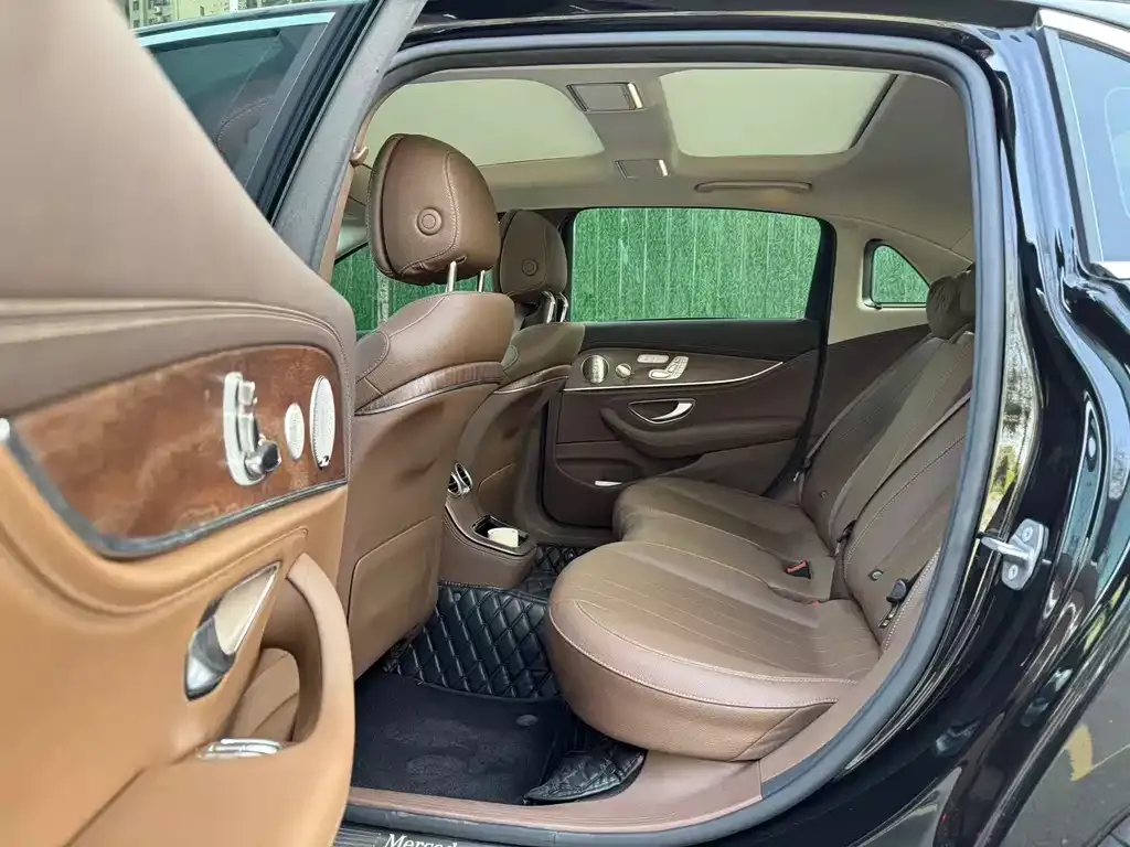 Mercedes-Benz E-Class 2021 из CN, фото 3
