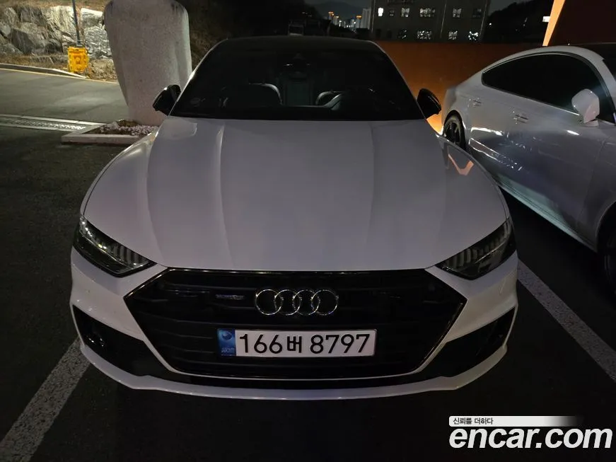 Audi A7 — фото 1