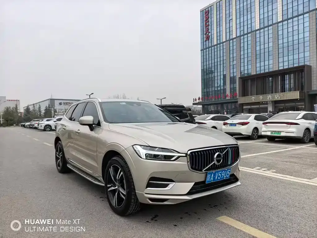 Volvo XC60 2021 из CN, фото 8