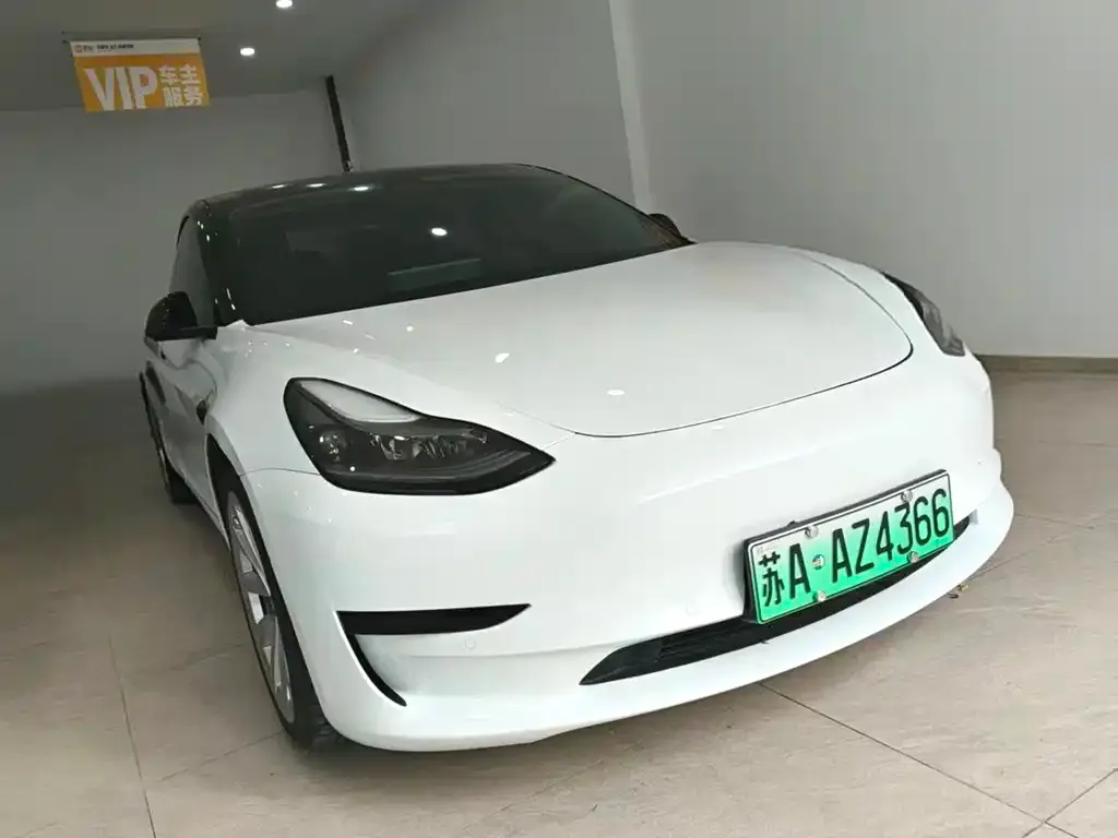 Tesla Model 3 — фото 3