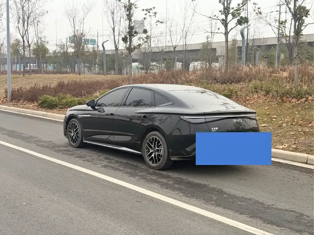 BYD Seal 07 DM-i — фото 8
