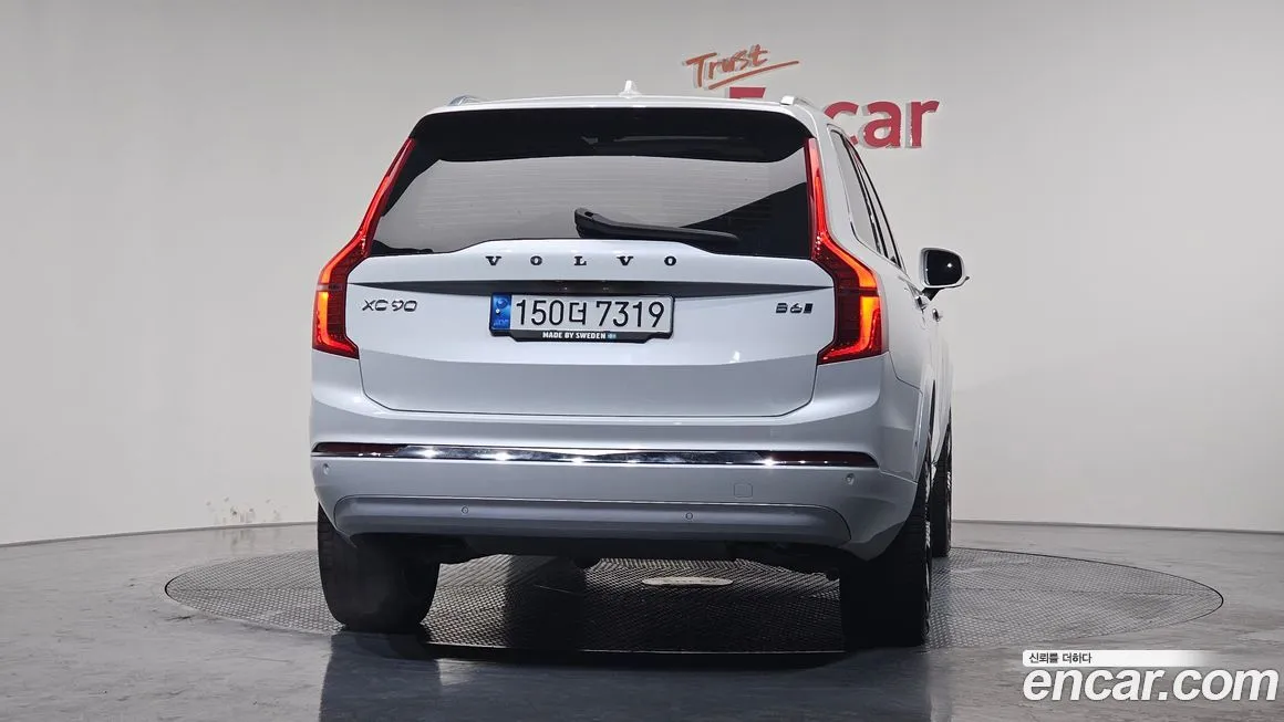 Volvo XC90 — фото 2