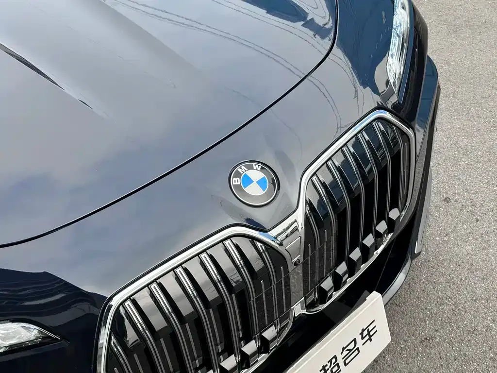 BMW 7 Series — фото 2