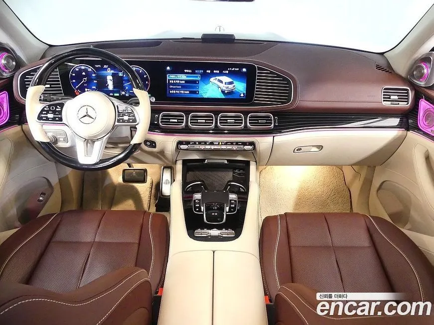 Mercedes-Benz GLS-Class — фото 7