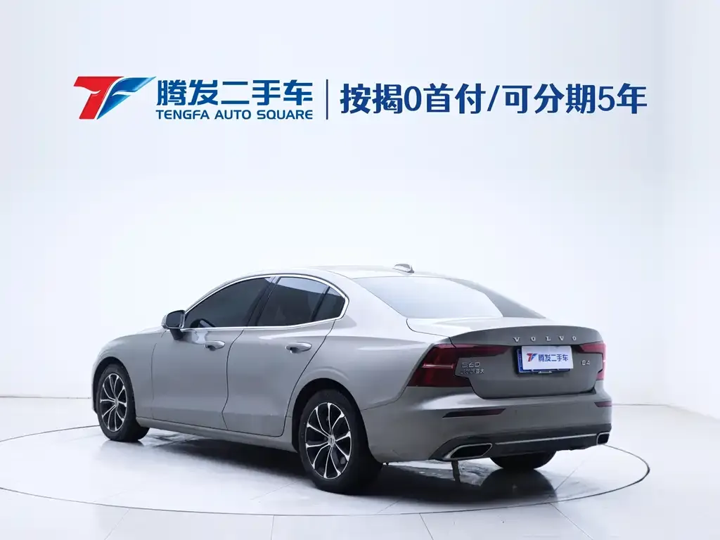 Volvo S60 2022 из CN, фото 3
