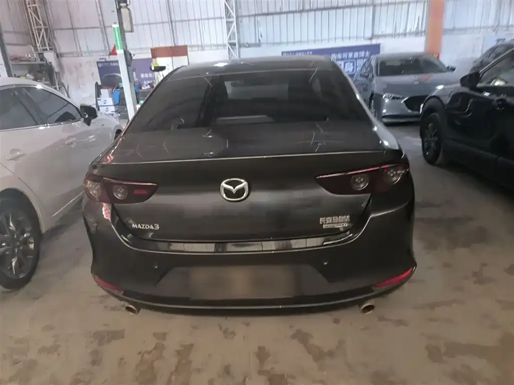 Mazda 3 Axela 2022 из CN, фото 2