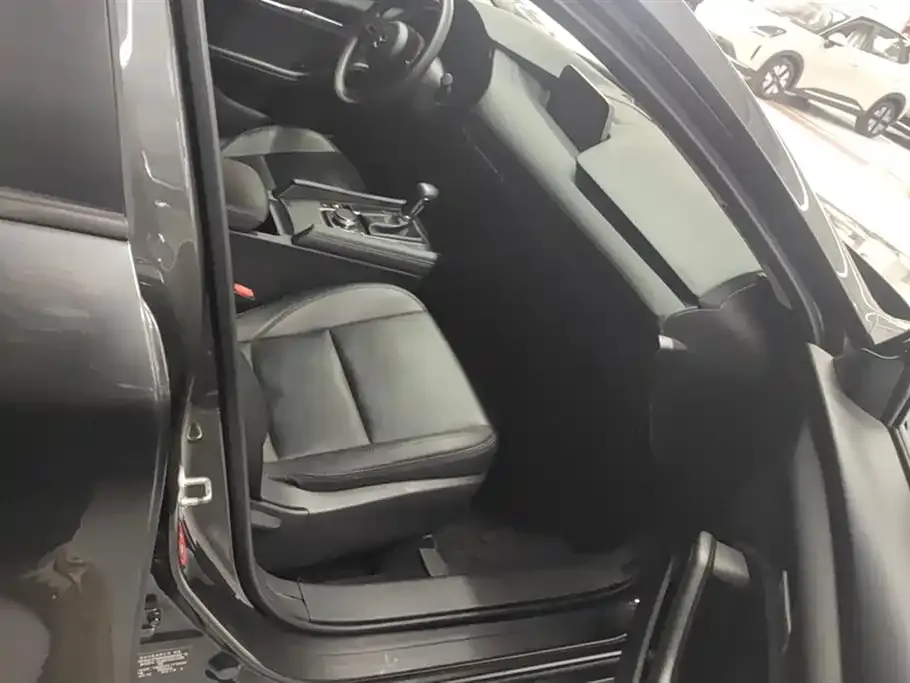 Mazda 3 Axela 2022 из CN, фото 8