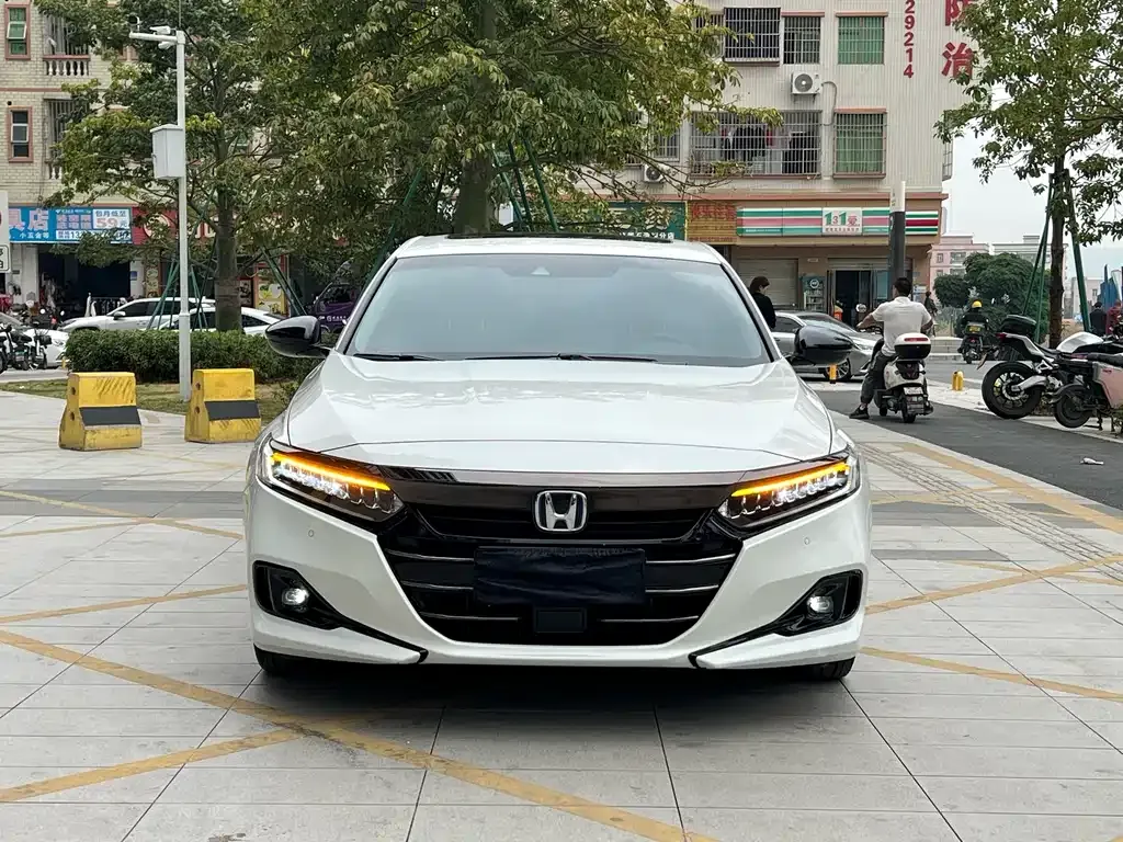 Honda Accord 2022 из CN, фото 8