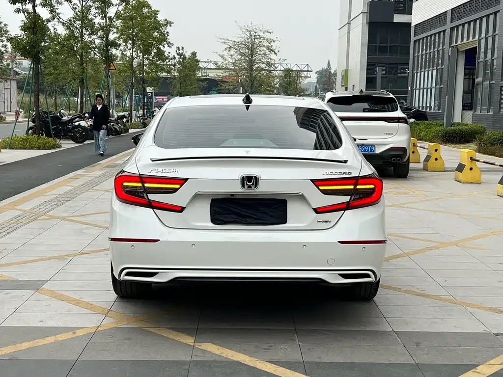 Honda Accord 2022 из CN, фото 10