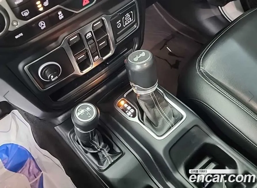 Jeep Wrangler 2021 из KR, фото 6