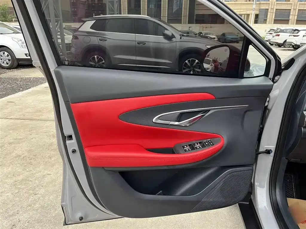 Changan UNI-T 2021 из CN, фото 2