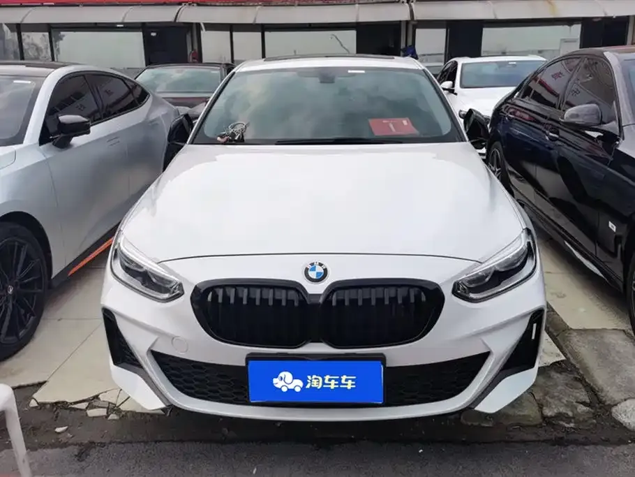 BMW 1 Series 2024 из CN, фото 9