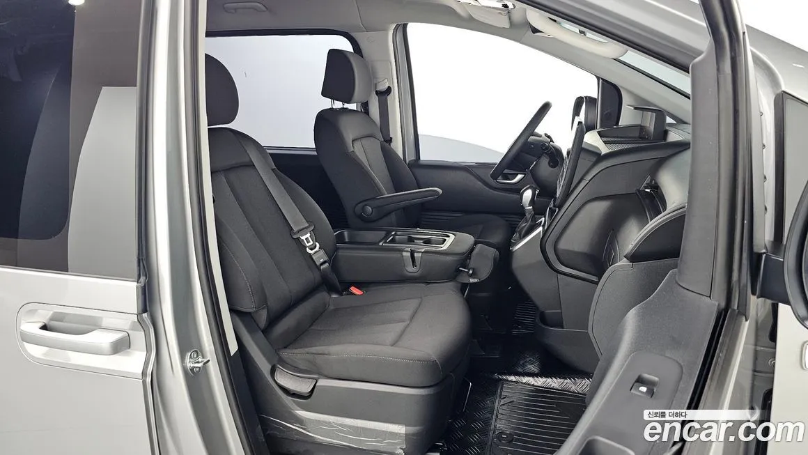 Hyundai Staria — фото 9