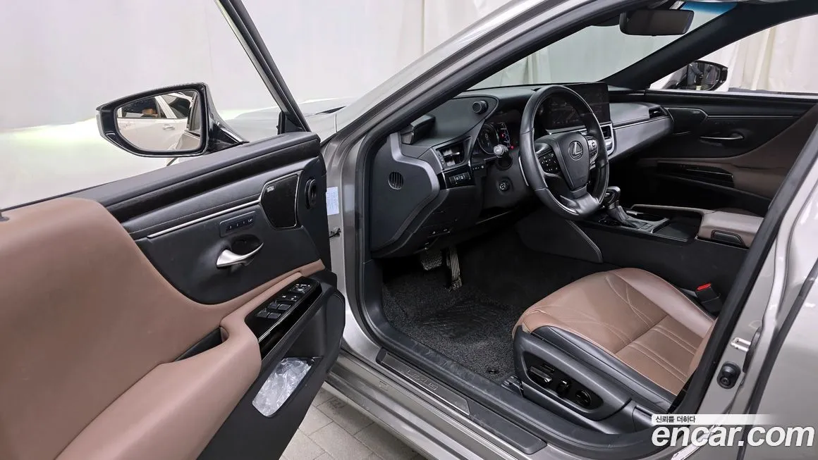 Lexus ES 2023 из KR, фото 9