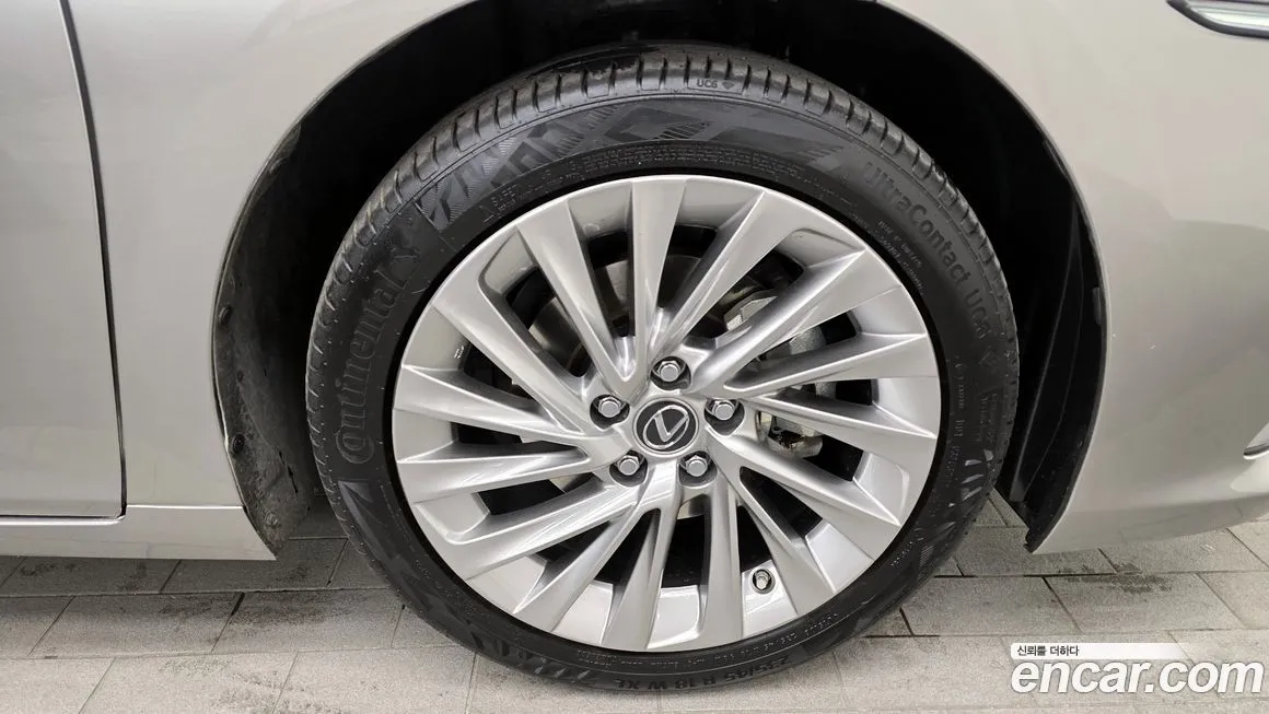 Lexus ES 2023 из KR, фото 8